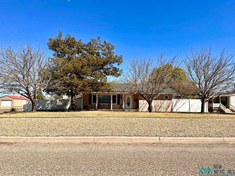 Homes For Sale - 1401 S Main Ave<br/> Portales, NM 88130