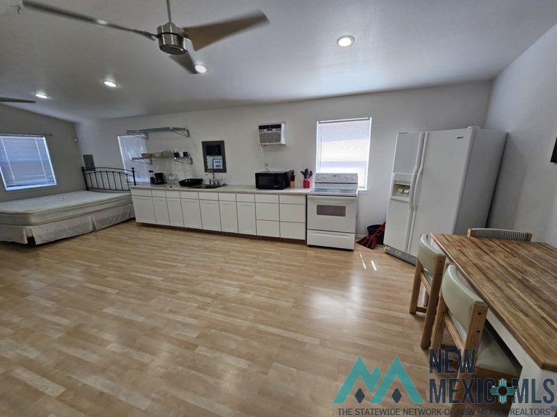 413 S Lake Street, Carlsbad, New Mexico image 24