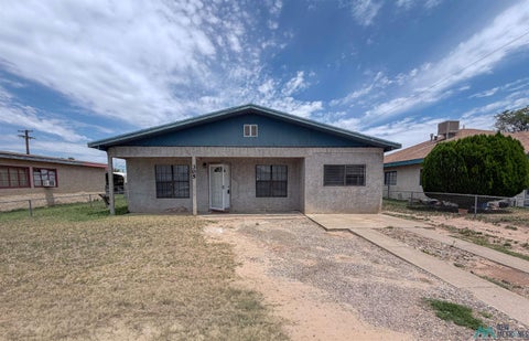Homes For Sale - 305 E Frazier Street<br/> Roswell, NM 88203