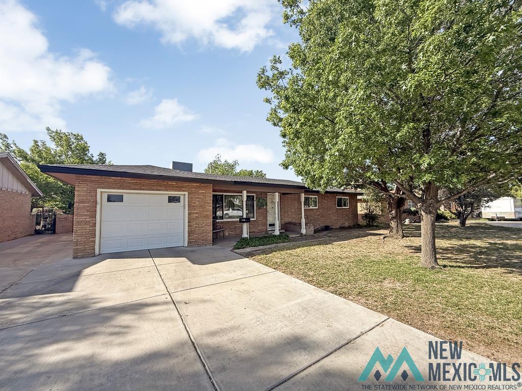 401 W Rojo Drive, Hobbs, Texas image 1