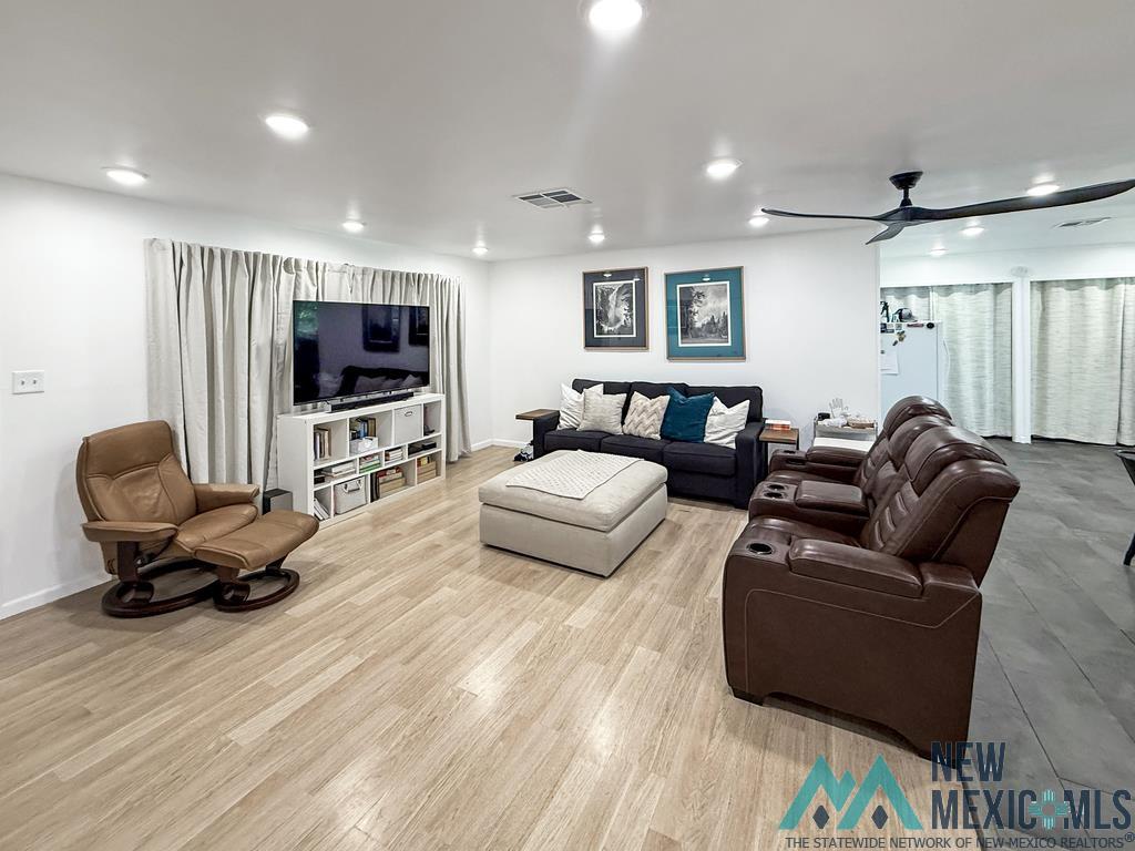 401 W Rojo Drive, Hobbs, Texas image 3