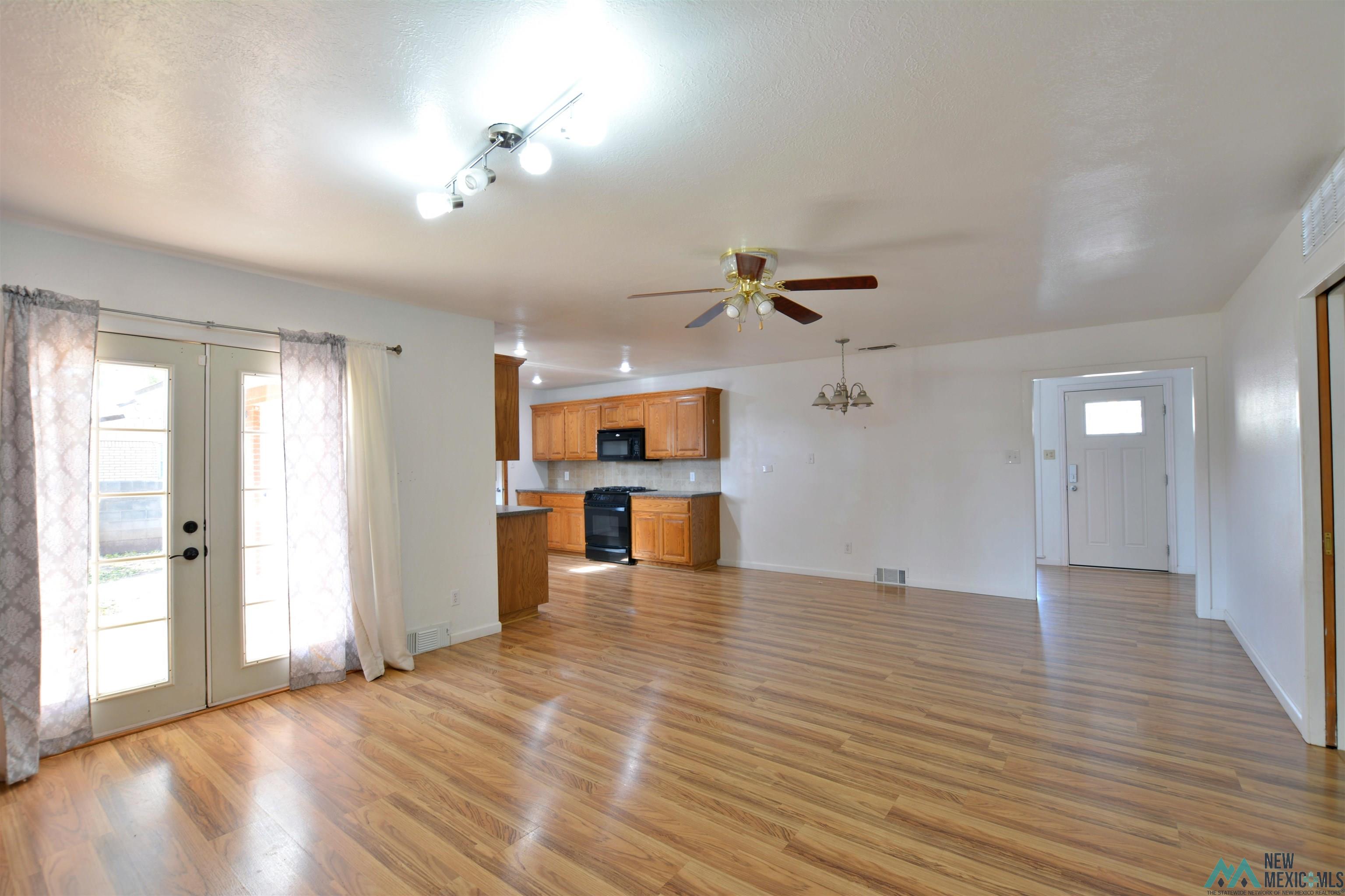 1305 Huntington Way, Clovis, New Mexico image 8