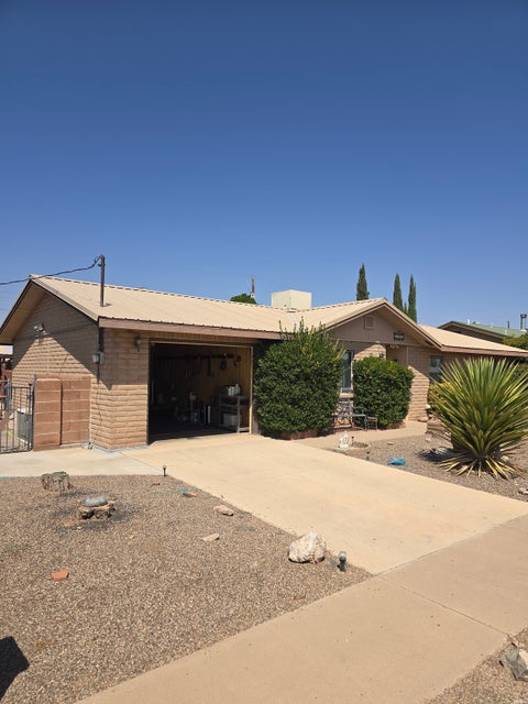 Homes For Sale - 2918 S Las Cruces St<br/> Deming, NM 88030