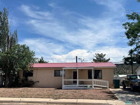 Homes For Sale - 1410 Willow Dr<br/> Cibola County, Milan, NM 87021