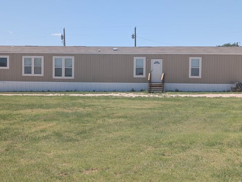 Mobile Home For Sale - 588 Chalk Hill Rd<br/> Portales, NM 88130