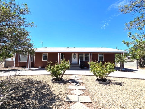 Mobile Home For Sale - 1900 S Slate St<br/> Deming, NM 88030