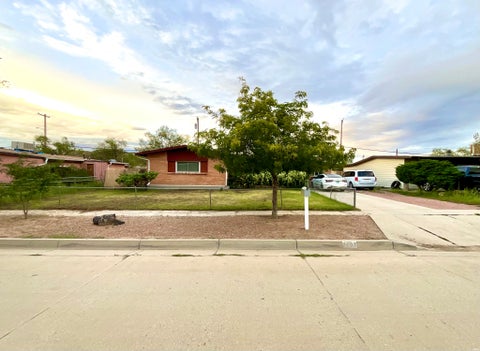 Homes For Sale - 3203 Ciniza Dr<br/> Gallup, NM 87301