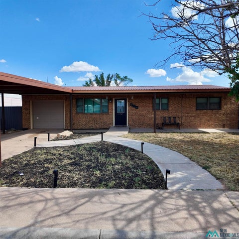 Homes For Sale - 614 W Minnesota Ave<br/> Lea County, Jal, NM 88252
