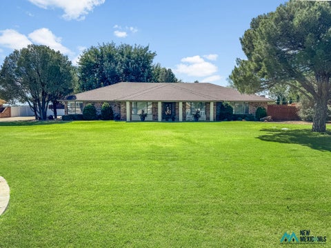 Homes For Sale - 1203 W College Ln<br/> Hobbs, NM 88242