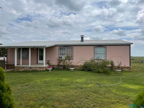 Mobile Home For Sale - 767 Roosevelt Rd<br/> Portales, NM 88130