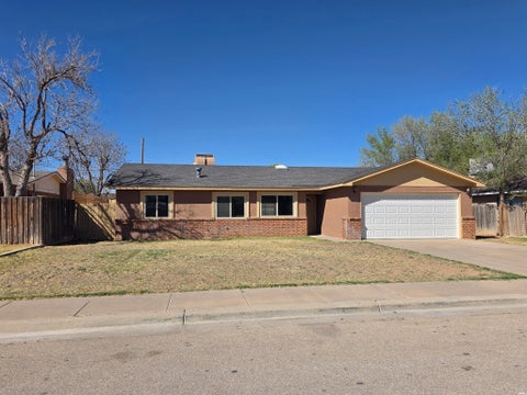 Homes For Sale - 2102 Bullock Ave<br/> Eddy County, Artesia, NM 88210