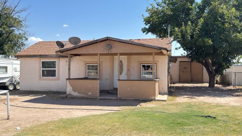 Homes For Sale - 2319 Missouri St<br/> Eddy County, Carlsbad, NM 88220