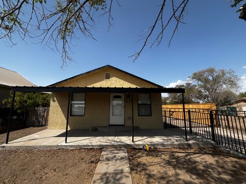Homes For Sale - 311 E 6th St<br/> Roswell, NM 88201