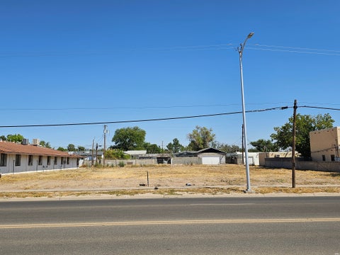 Vacant Land For Sale - 1304 W Church St<br/> Eddy County, Carlsbad, NM 88220
