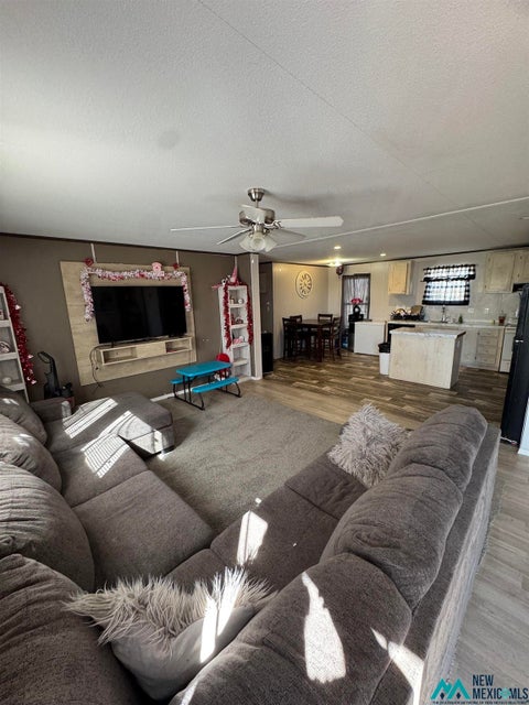 Mobile Home For Sale - 1120 W 8th St<br/> Curry County, Clovis, NM 88101