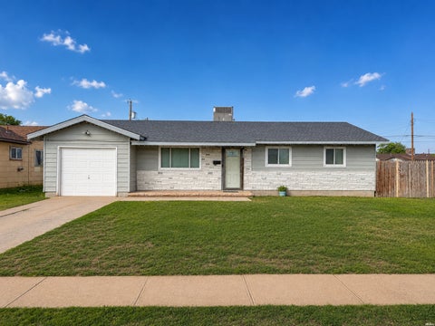Homes For Sale - 1432 E Llano Dr<br/> Lea County, Hobbs, NM 88240