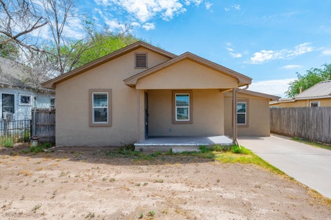 Homes For Sale - 1805 N Michigan Ave<br/> Roswell, NM 88201