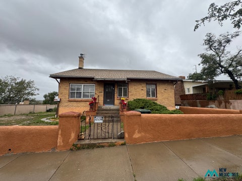Multifamily For Sale - 207 E Mesa Ave<br/> Gallup, NM 87301