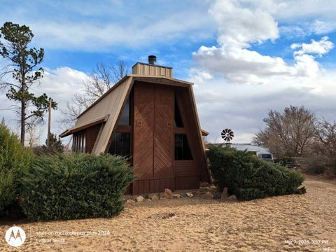 Homes For Sale - 201 Cheyenne Rd<br/> Logan, NM 88426