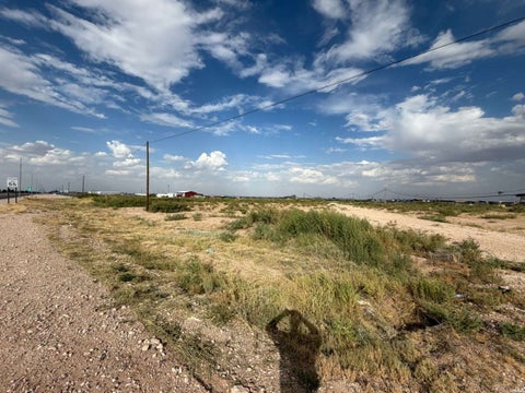 Vacant Land For Sale - 5440 National Parks Hwy<br/> Carlsbad, NM 88220