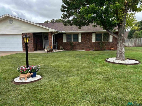 Homes For Sale - 1905 Miller St<br/> Curry County, Clovis, NM 88101
