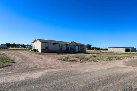 Mobile Home For Sale - 740 N Eighth St<br/> Curry County, Melrose, NM 88124