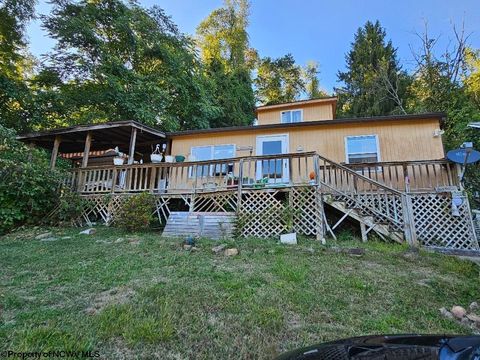 Photo of 374 Limestone Road, Clarksburg, WV 26301 (MLS # 10161528)