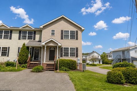 Photo of 439 Kensington Avenue, Morgantown, WV 26505 (MLS # 10164755)