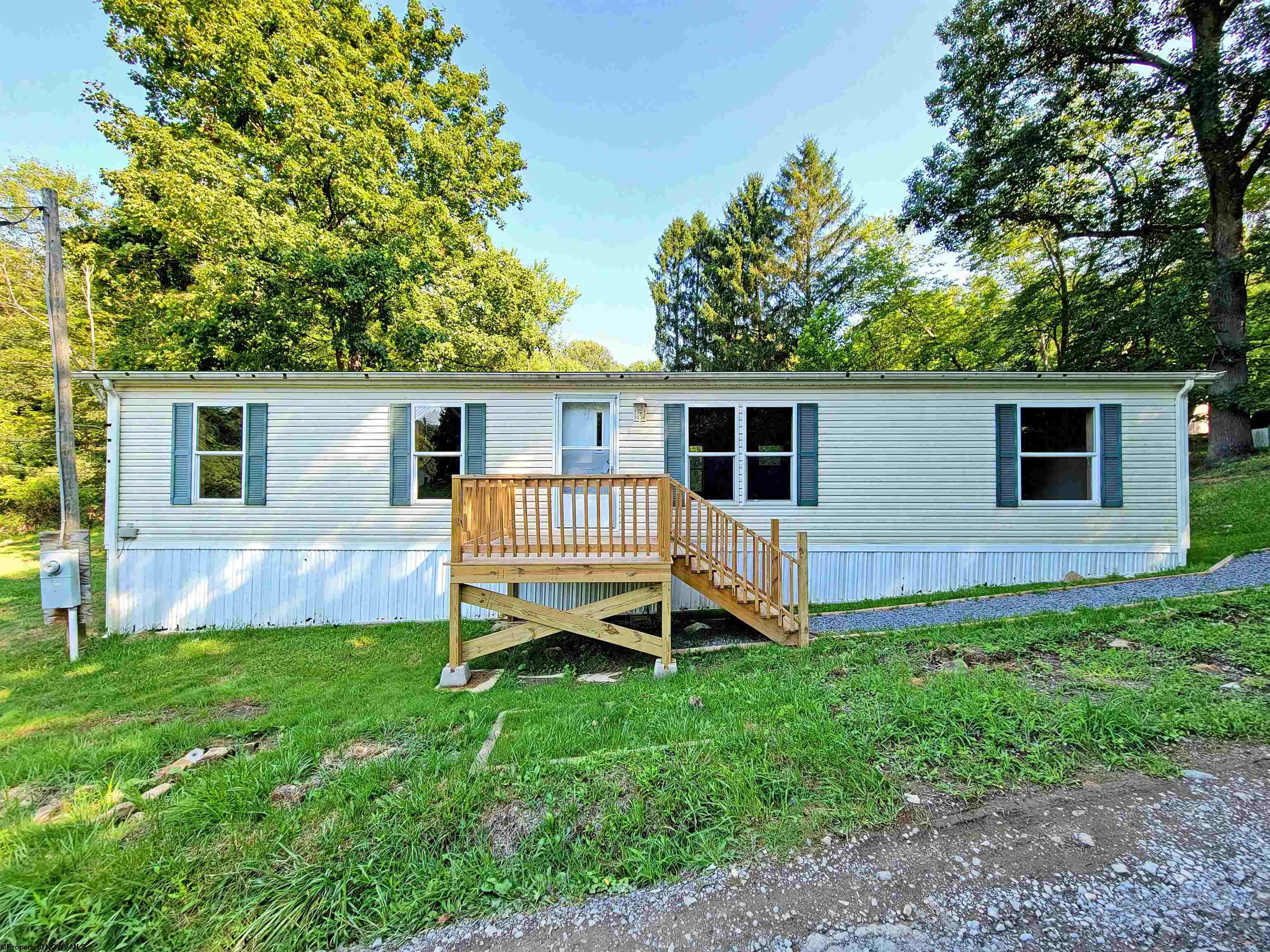 View Morgantown, WV 26501 mobile home