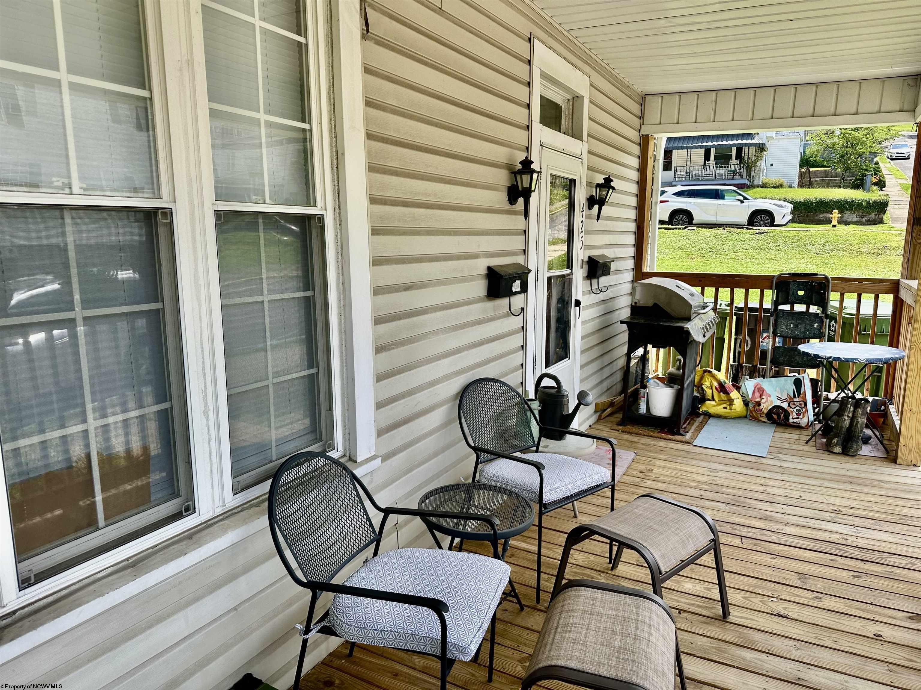 Morgantown, West Virginia 26501, United States, 7 Bedrooms Bedrooms, ,4 BathroomsBathrooms,Residential,Active,183269