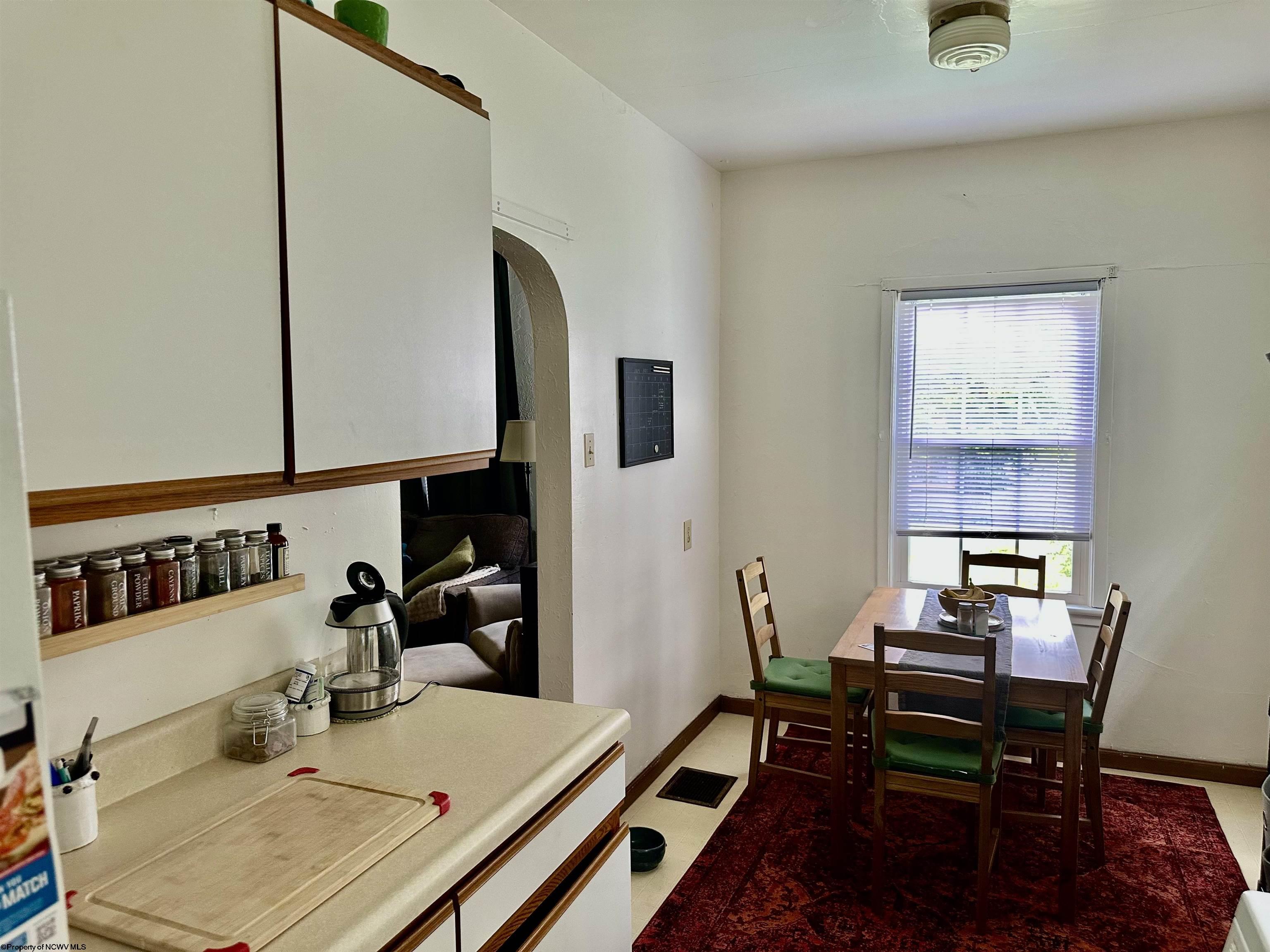 Morgantown, West Virginia 26501, United States, 7 Bedrooms Bedrooms, ,4 BathroomsBathrooms,Residential,Active,183269