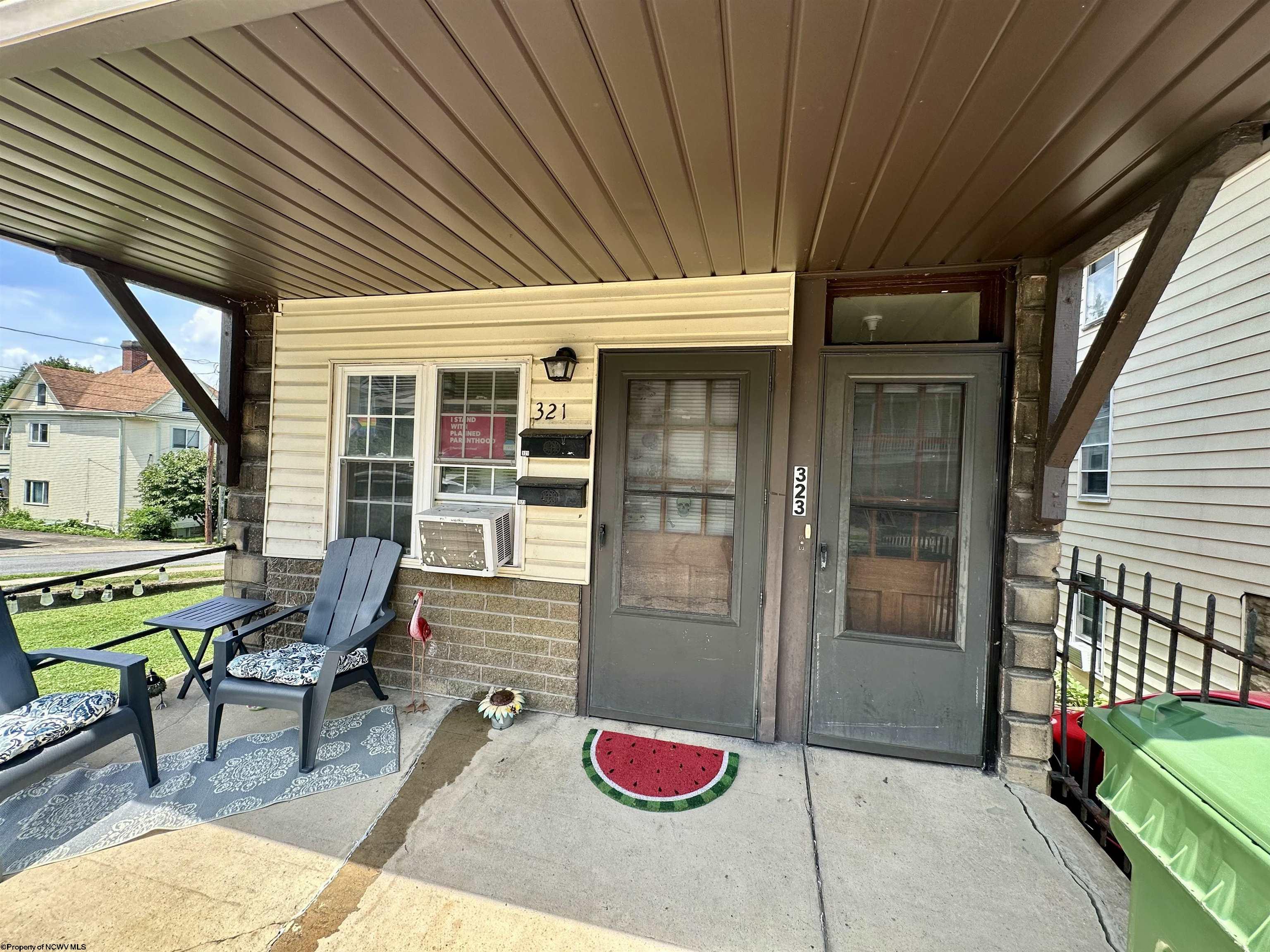 Morgantown, West Virginia 26501, United States, 7 Bedrooms Bedrooms, ,4 BathroomsBathrooms,Residential,Active,183269