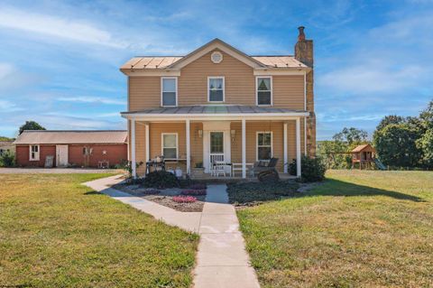 Photo of 527 Offutt School Road, Augusta, WV 26704 (MLS # 10161570)