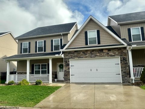 Duplex in Morgantown WV 2081 Mountain Ash.jpg