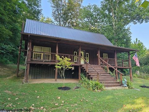 Photo of 3011 Crooked Run Road, Alum Bridge, WV 26321 (MLS # 10161155)