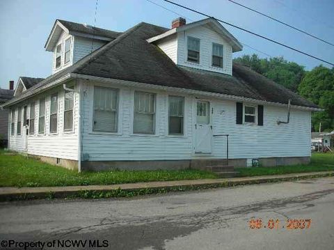 Photo of 339 MID Avenue, Weston, WV 26452 (MLS # 10161919)