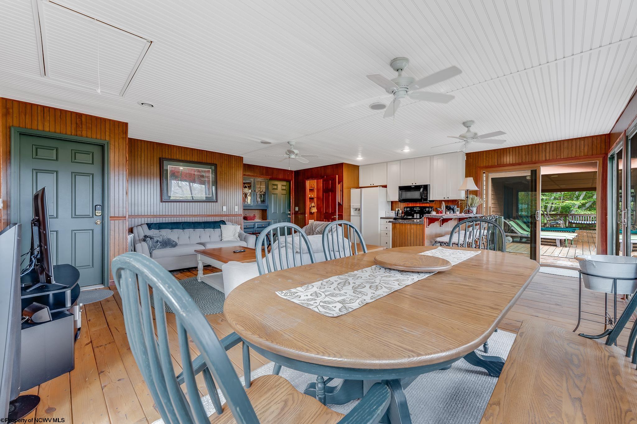 Davis, West Virginia 26260, United States, 4 Bedrooms Bedrooms, ,4 BathroomsBathrooms,Residential,Active,228709