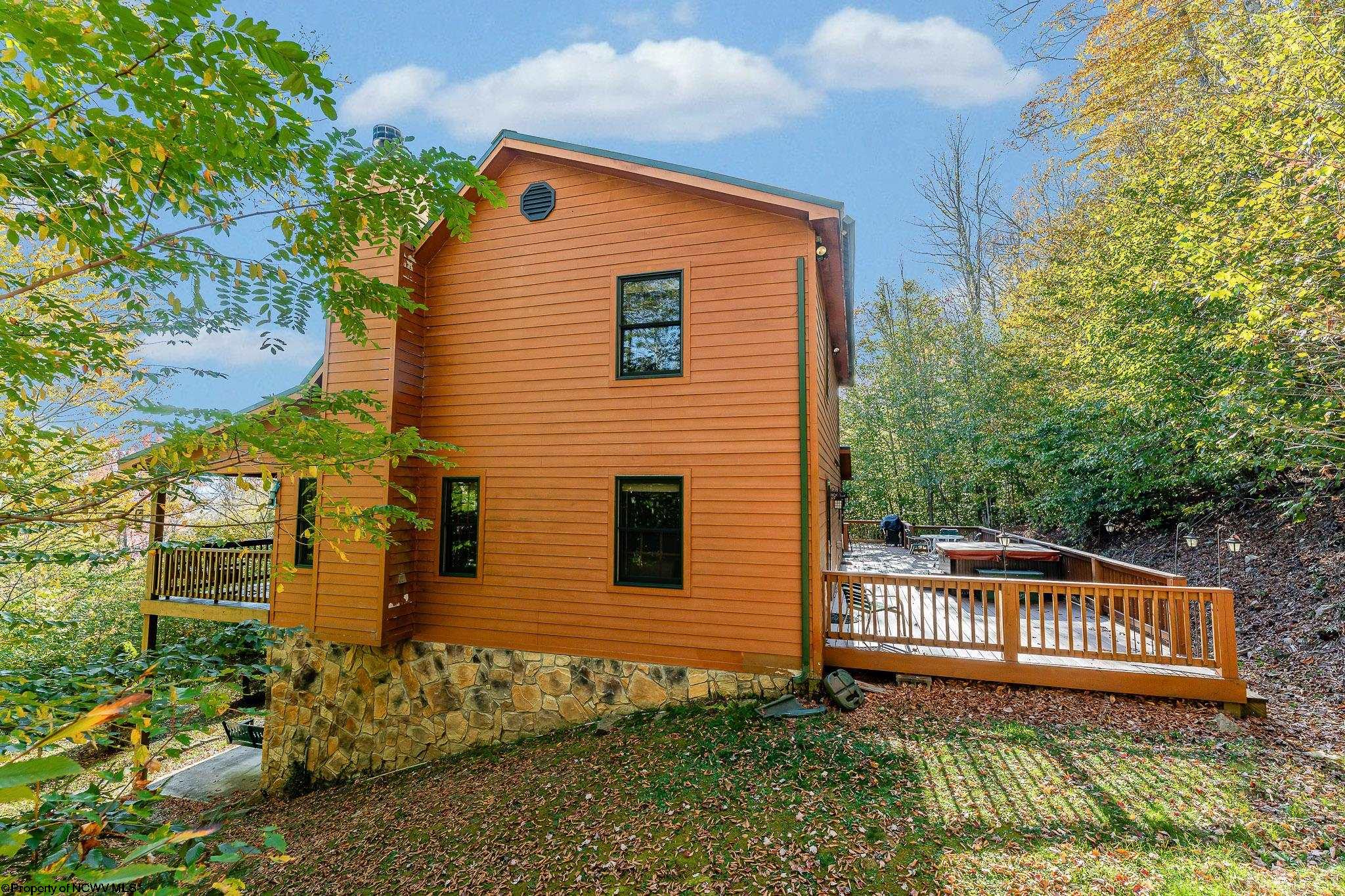 Davis, West Virginia 26260, United States, 4 Bedrooms Bedrooms, ,4 BathroomsBathrooms,Residential,Active,228709