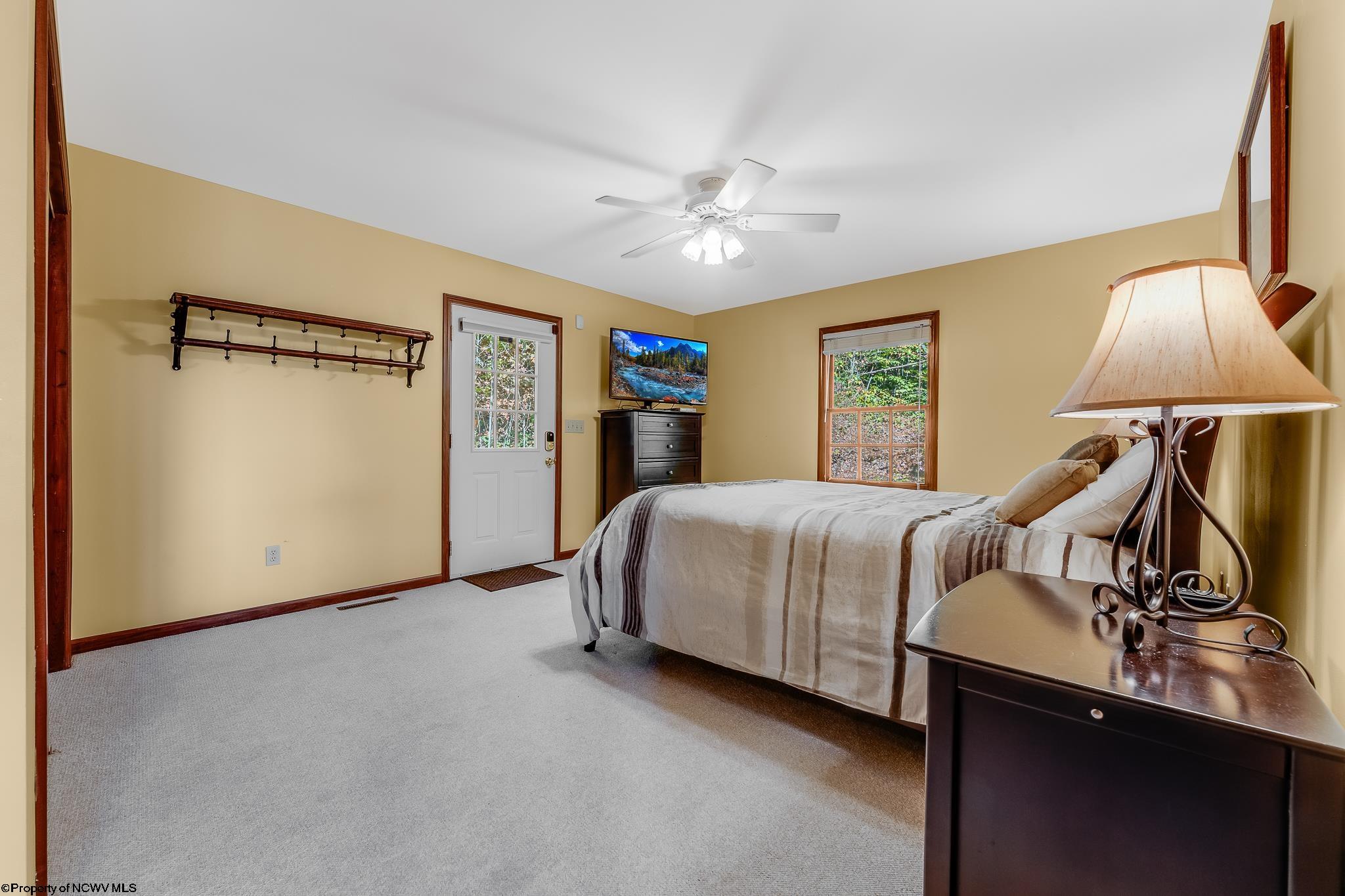 Davis, West Virginia 26260, United States, 4 Bedrooms Bedrooms, ,4 BathroomsBathrooms,Residential,Active,228709