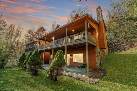 Photo of 623 Northpoint Way, Davis, WV 26260 (MLS # 10162017)