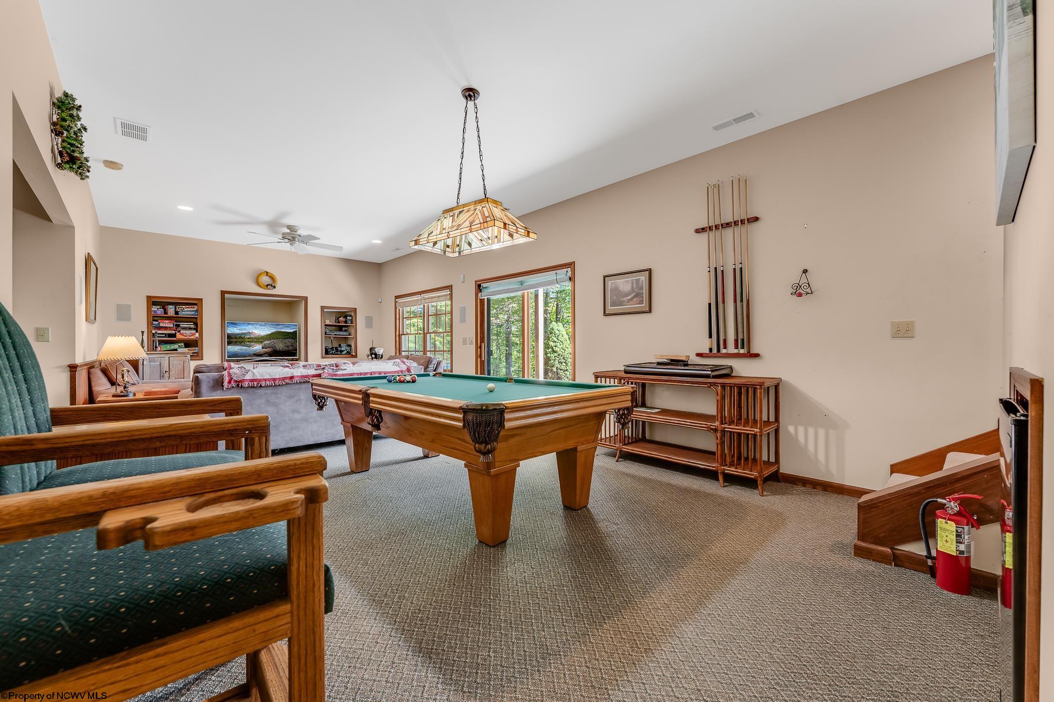 Davis, West Virginia 26260, United States, 4 Bedrooms Bedrooms, ,4 BathroomsBathrooms,Residential,Active,228709