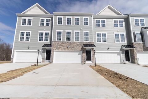 Photo of 39 Dover Court #39, Bridgeport, WV 26330 (MLS # 10164830)