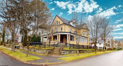 Photo of 803 Benoni Avenue, Fairmont, WV 26554 (MLS # 10163041)