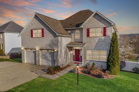 Photo of 1051 Autumn Avenue, Morgantown, WV 26508 (MLS # 10162835)