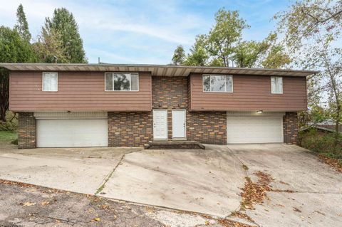 Photo of 784 & 786 Alpine Street, Morgantown, WV 26501 (MLS # 10162306)