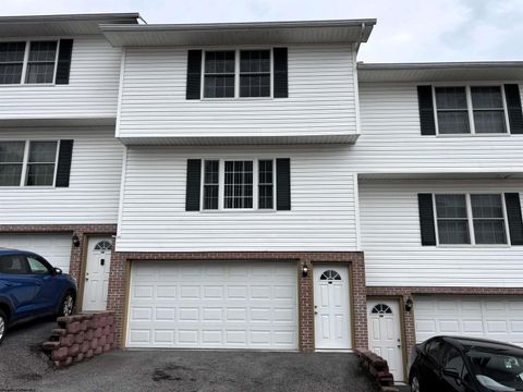Photo of 404 Carmell Court, Morgantown, WV 26505 (MLS # 10162152)