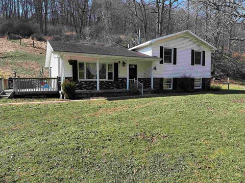 Photo of 79 Punkin Center Road, Fairview, WV 26570 (MLS # 10163603)