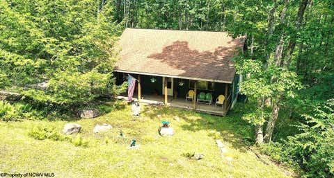 Photo of 644 Pine Drive, Terra Alta, WV 26764 (MLS # 10166318)