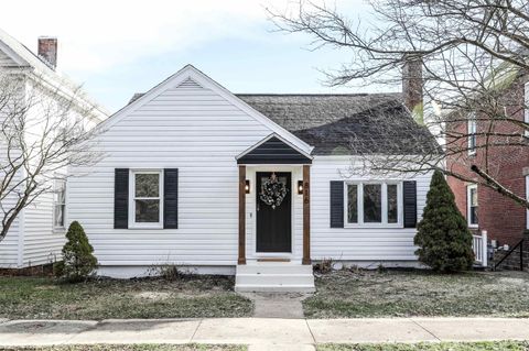 Photo of 816 Ridgeway Avenue, Morgantown, WV 26505 (MLS # 10163003)