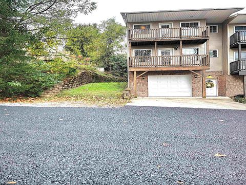 Photo of 796 Alpine Street, Morgantown, WV 26505 (MLS # 10162135)
